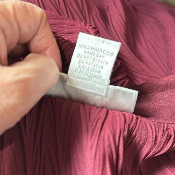 EK Designs Burgundy Blouse - Picture 4 of 4